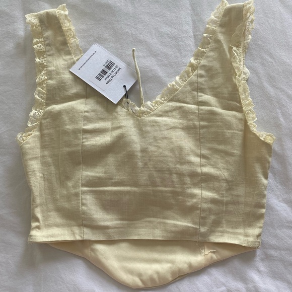 Princess Polly Scarlett Top - Picture 2 of 2